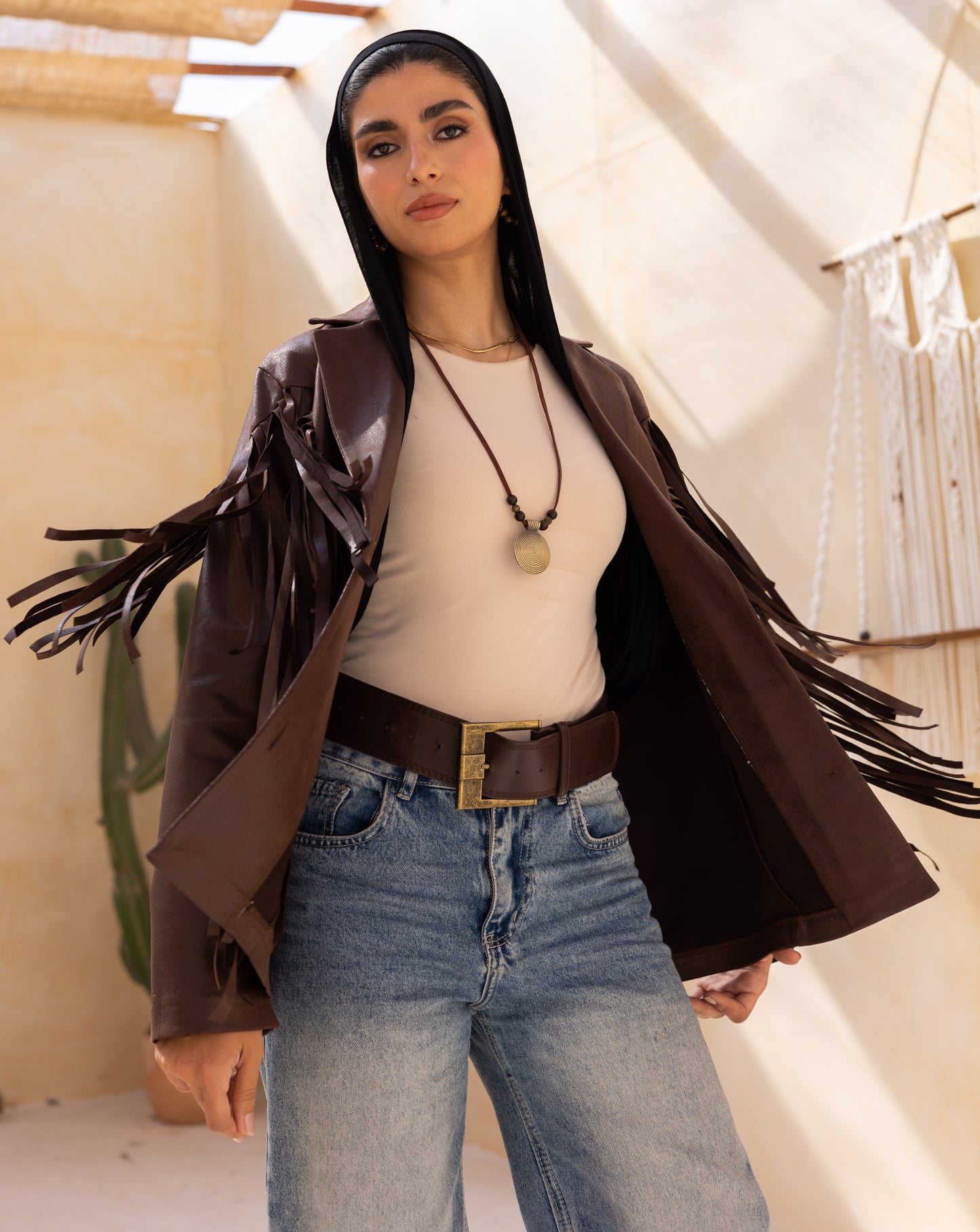 Fringes stung suede in dark chocolate