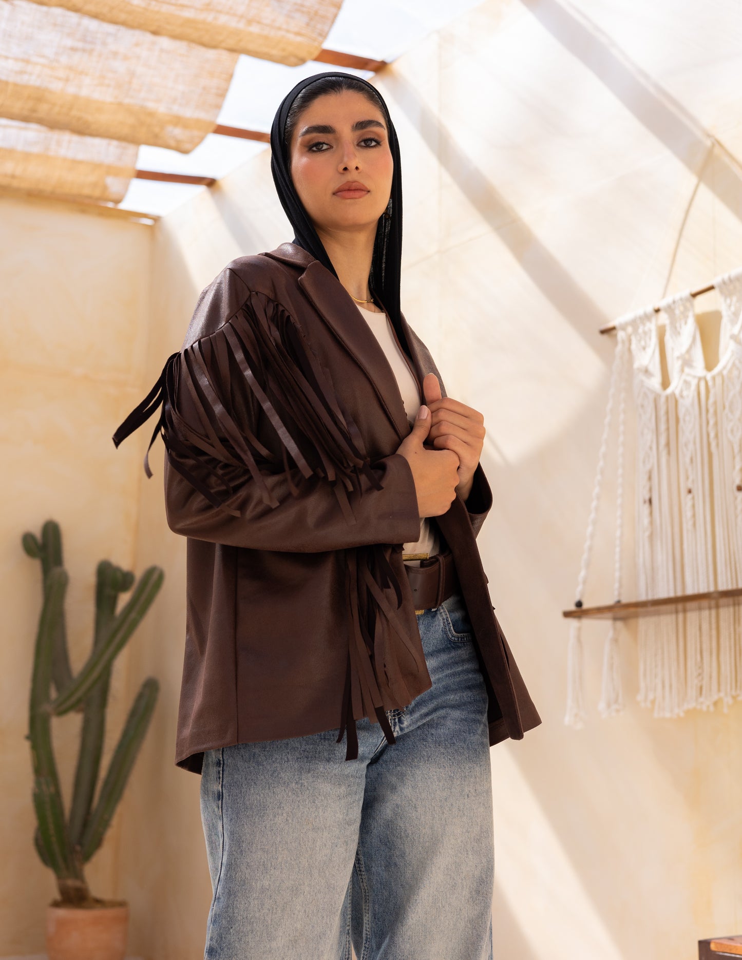 Fringes stung suede in dark chocolate