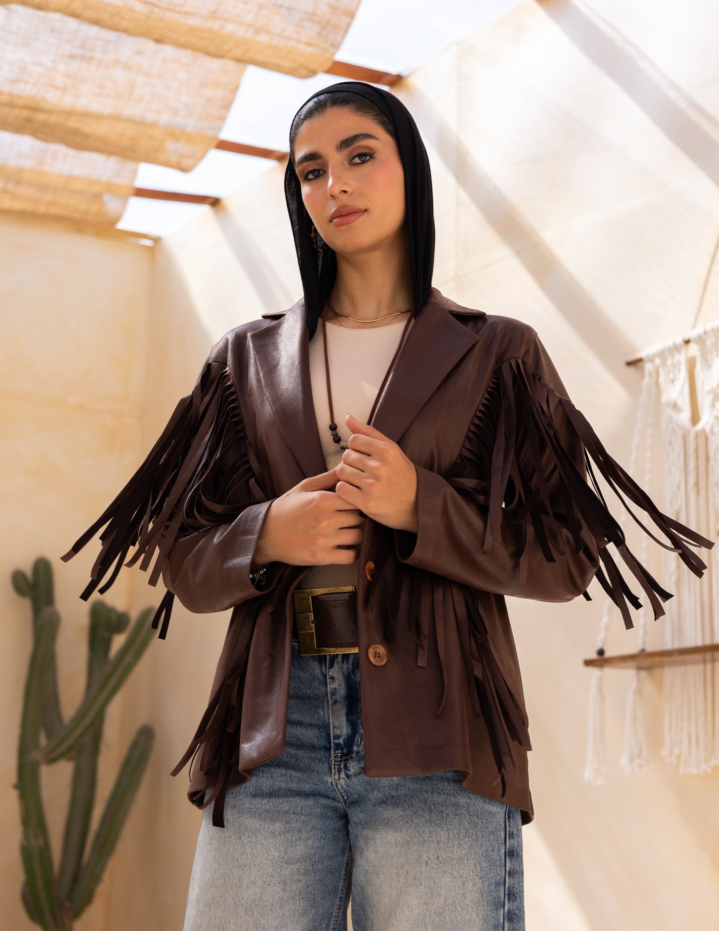 Fringes stung suede in dark chocolate