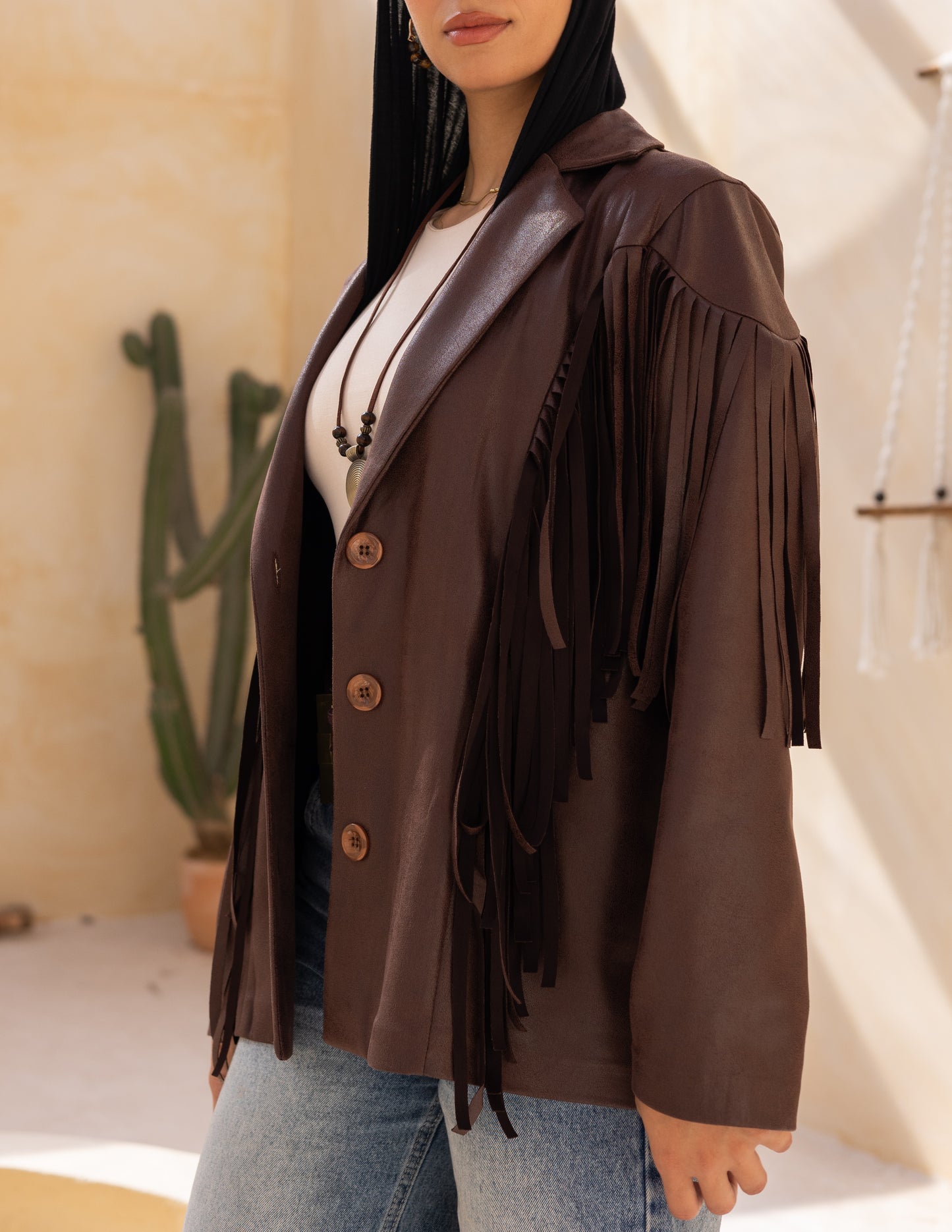 Fringes stung suede in dark chocolate