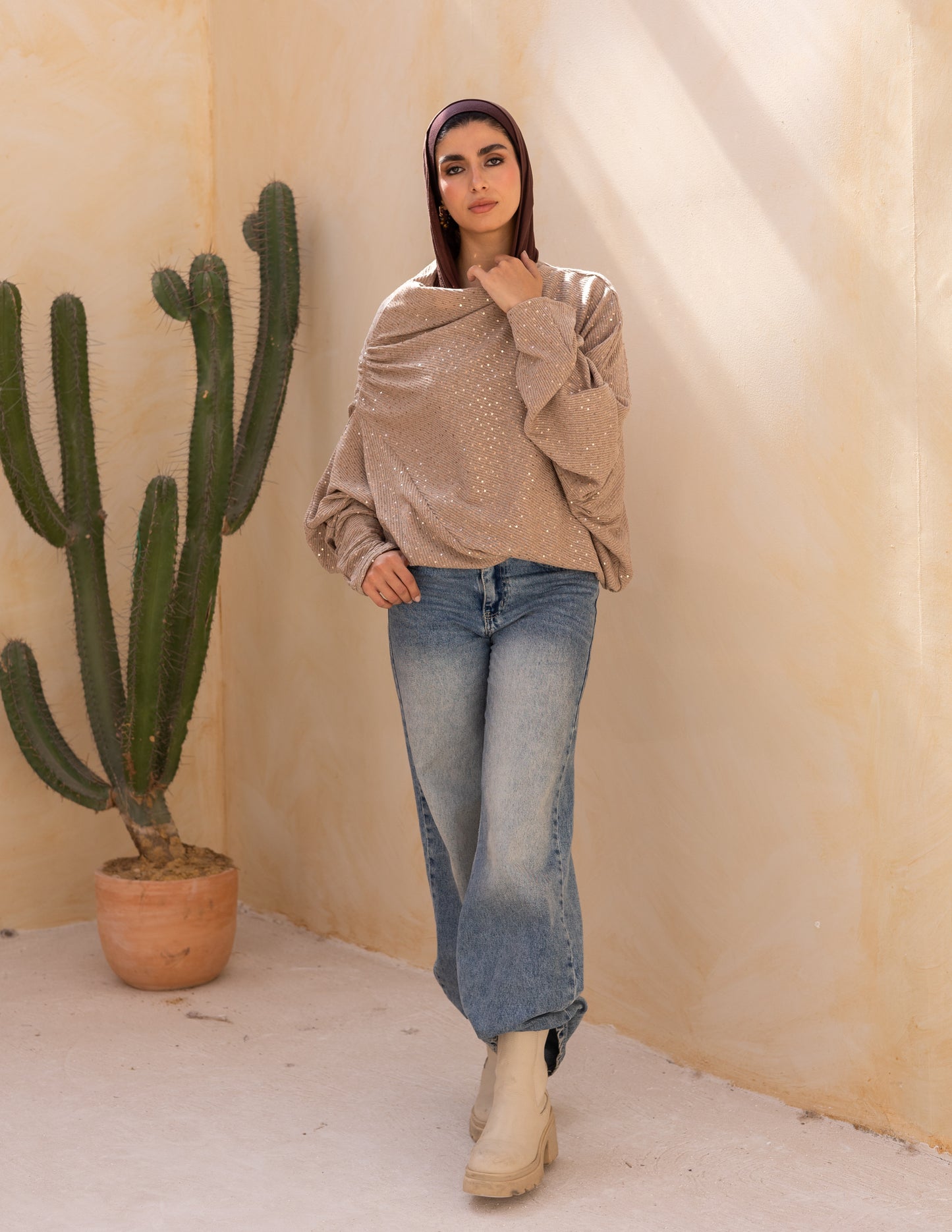 Knitted top with Sequins in latte