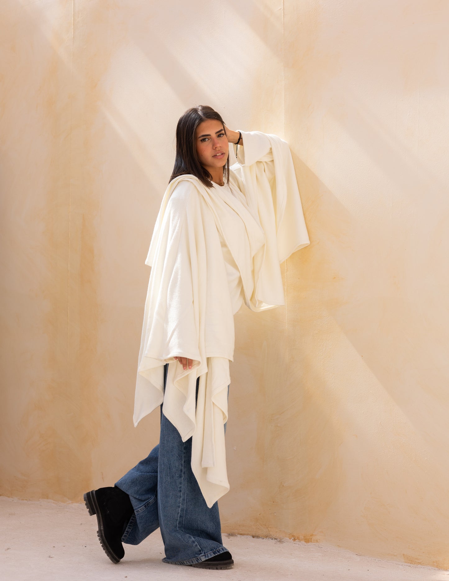 Layered blouse in off white