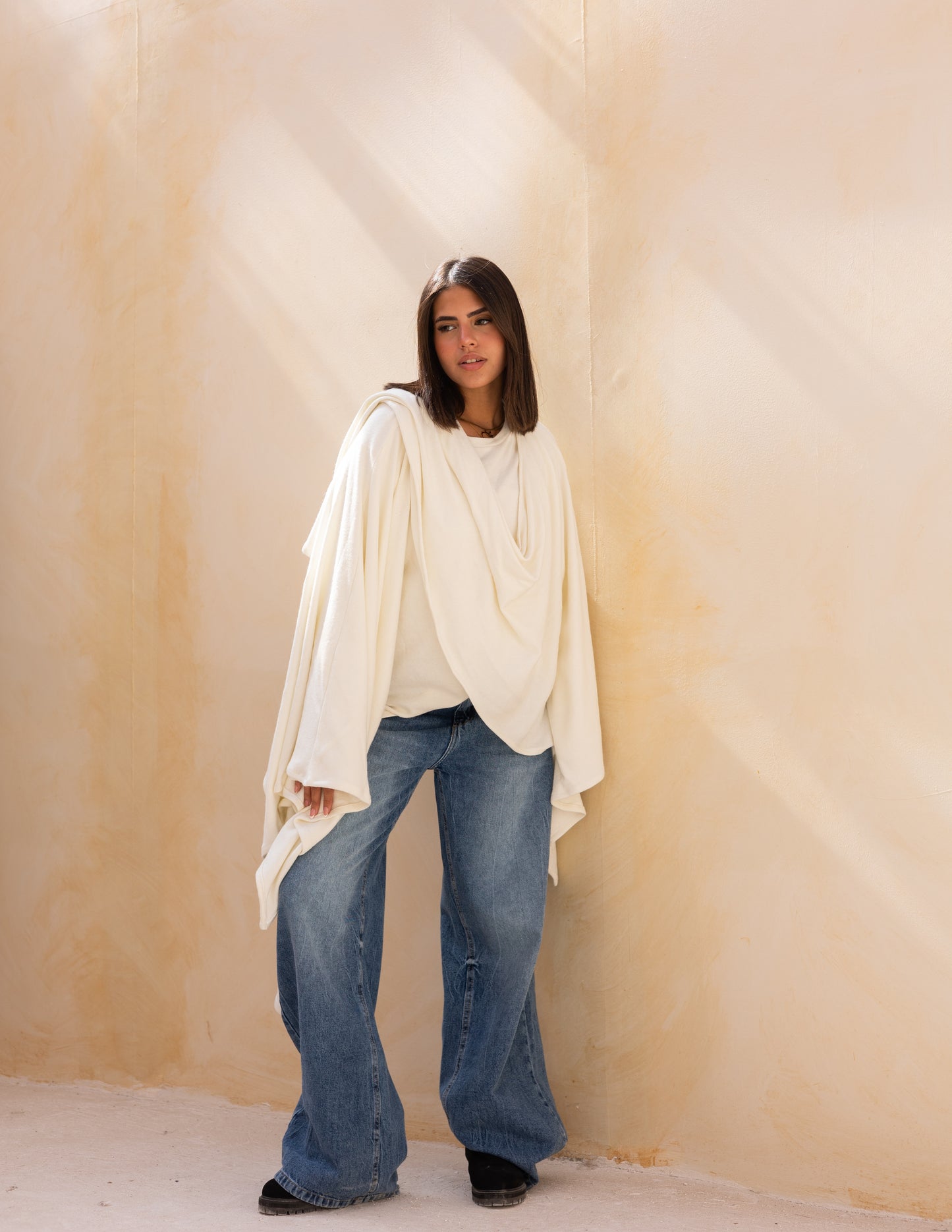 Layered blouse in off white