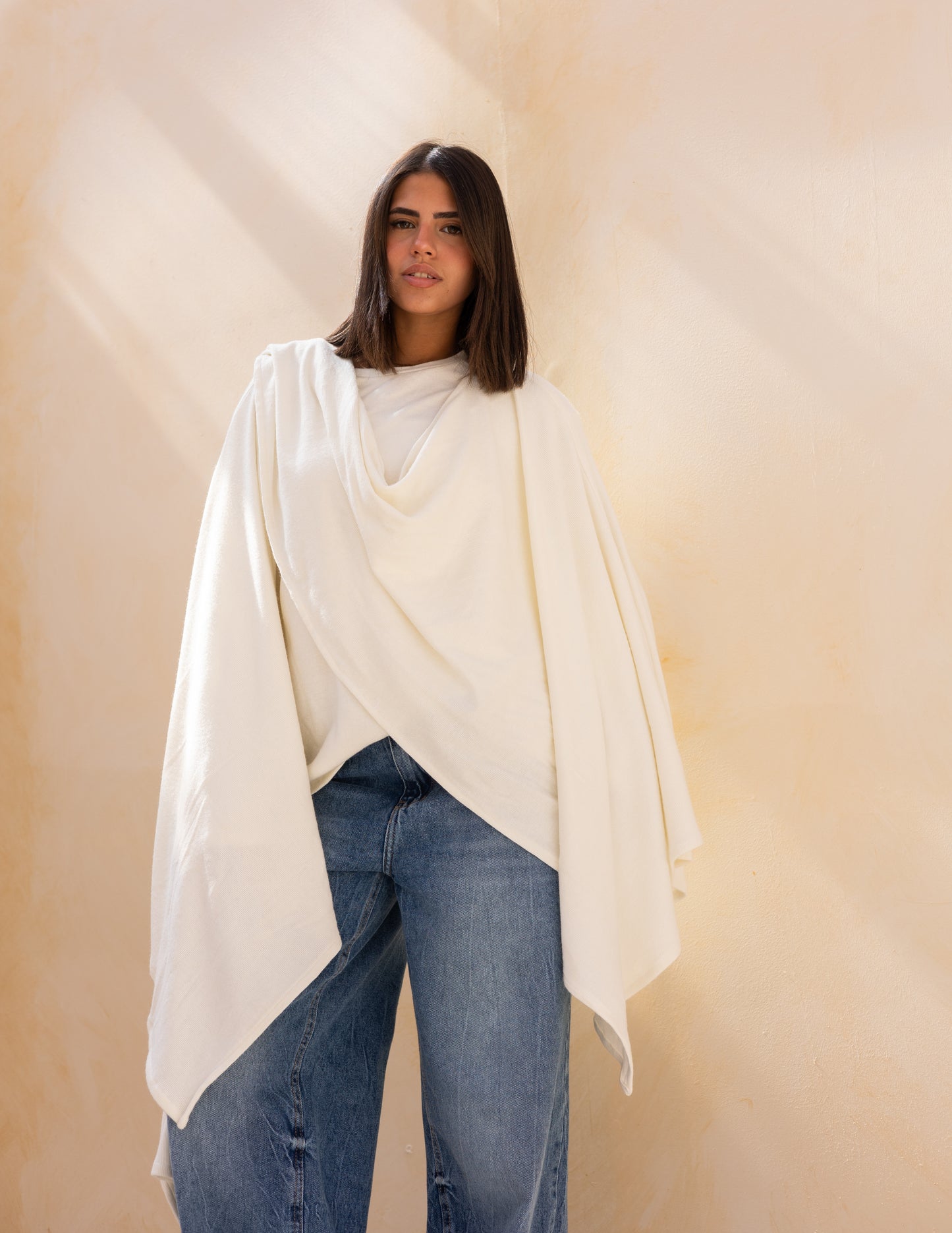 Layered blouse in off white