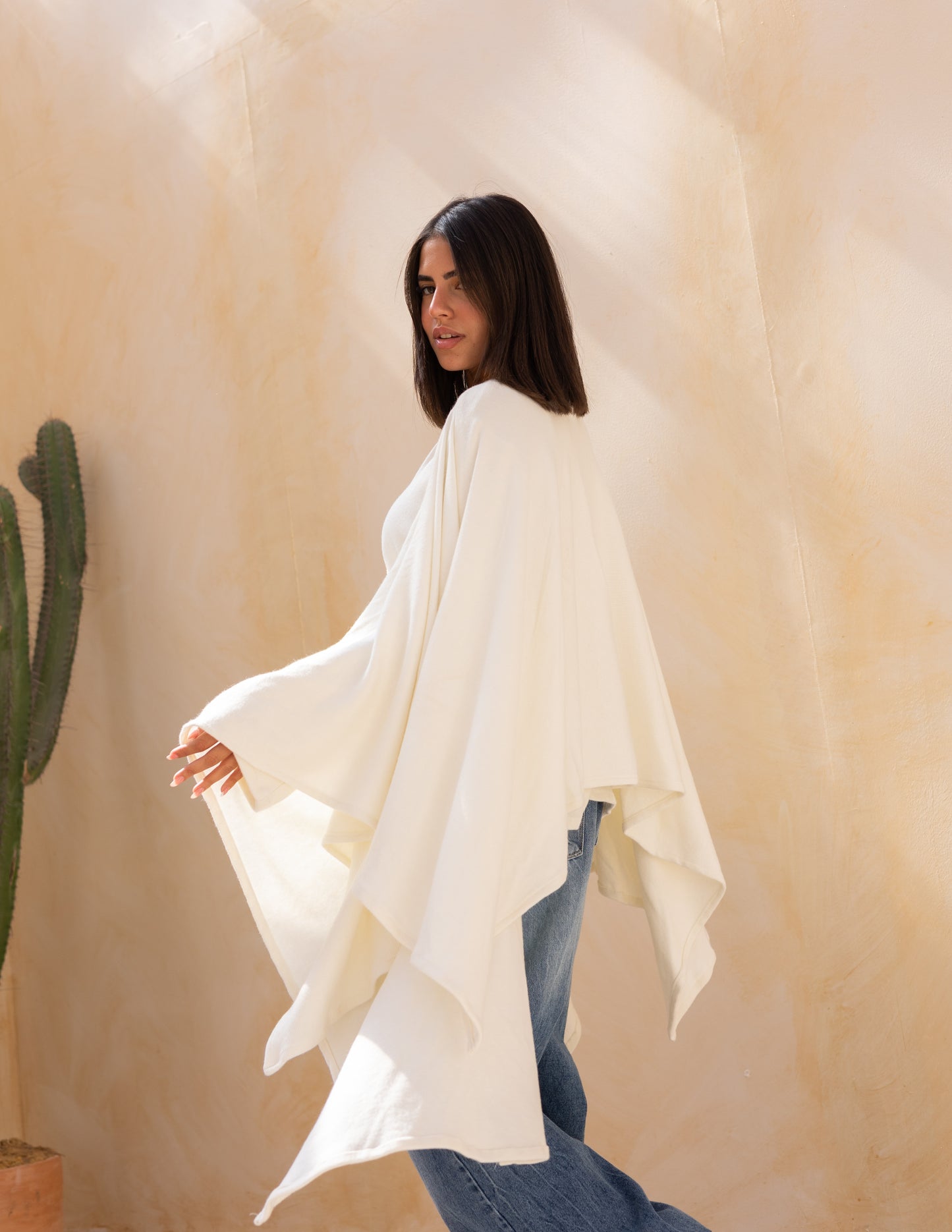 Layered blouse in off white