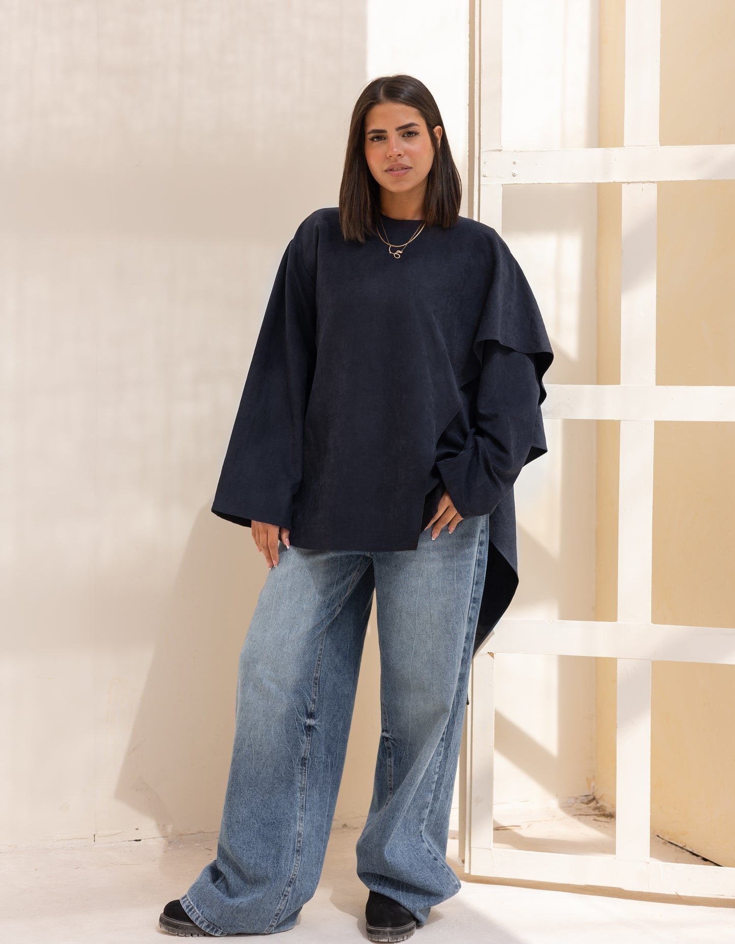 Flowy blouse in Navy