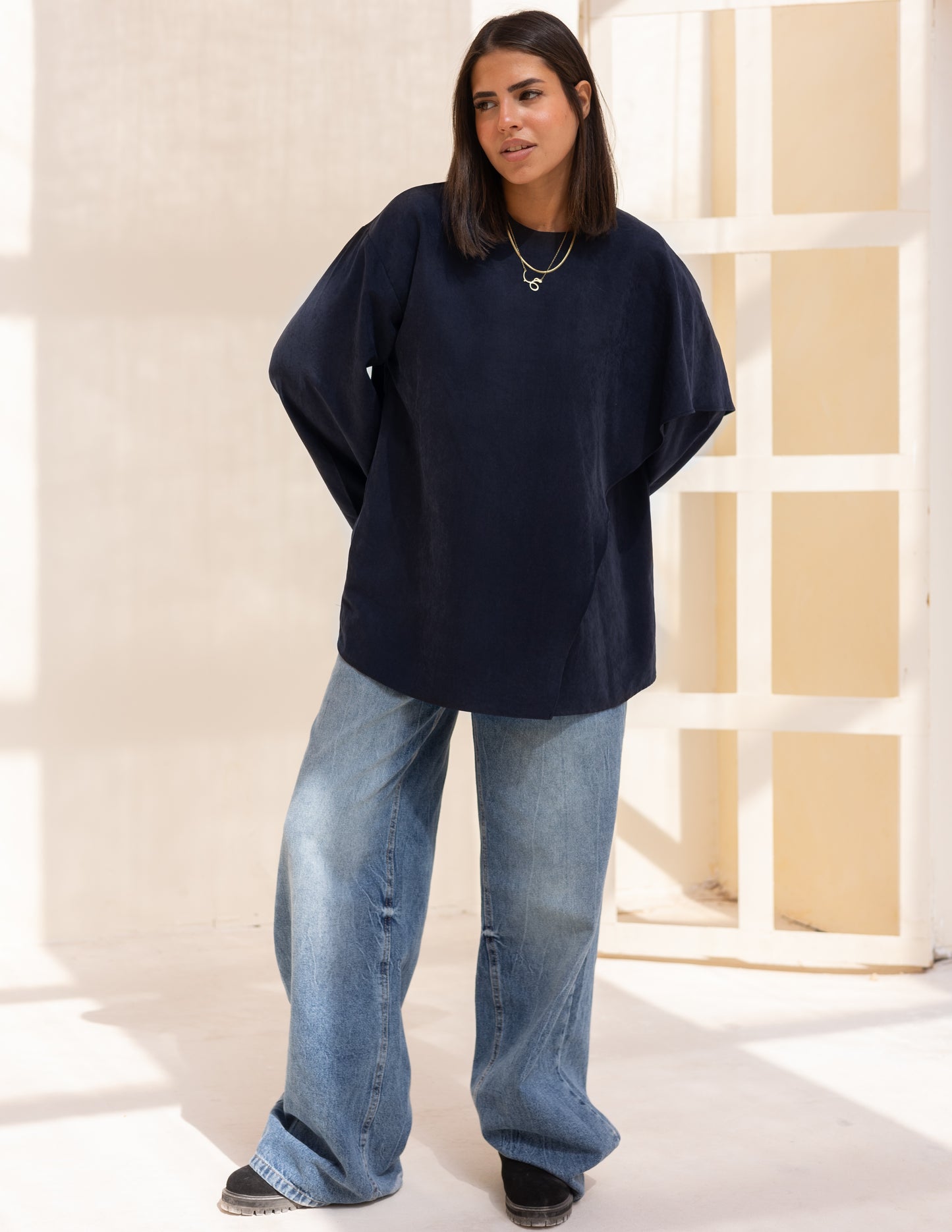 Flowy blouse in Navy