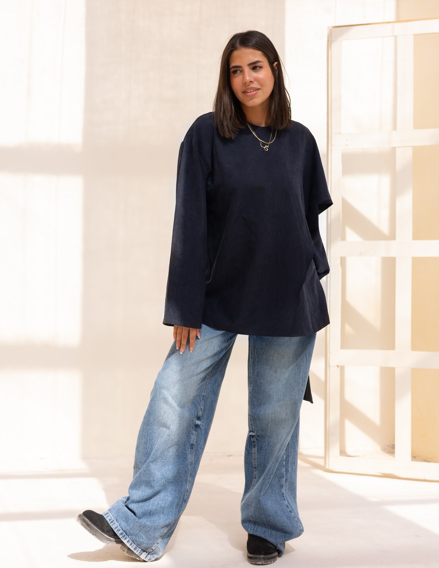 Flowy blouse in Navy