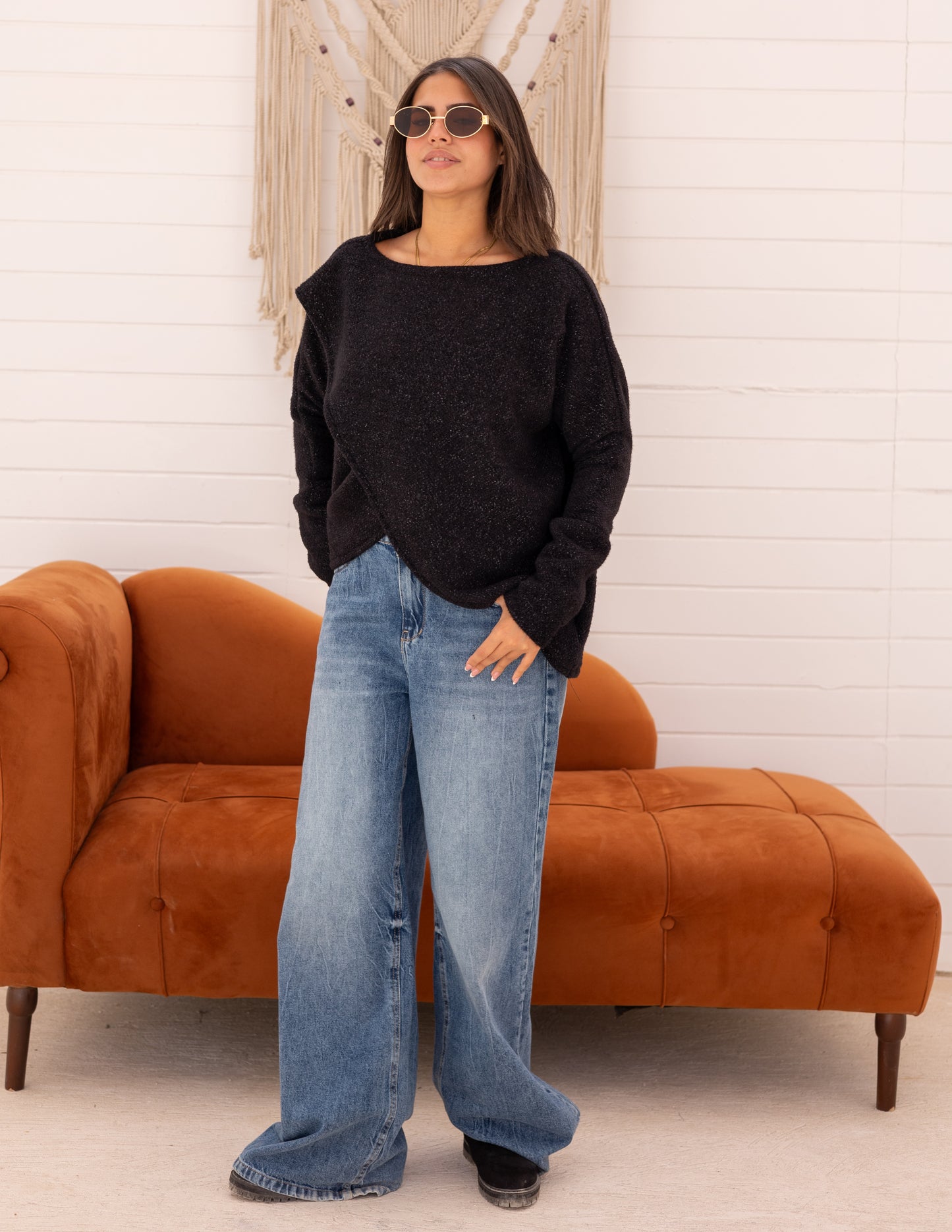 Shimmered knitted cross top in black