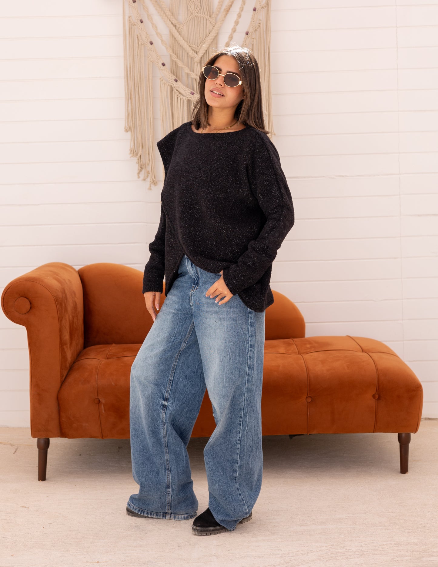 Shimmered knitted cross top in black