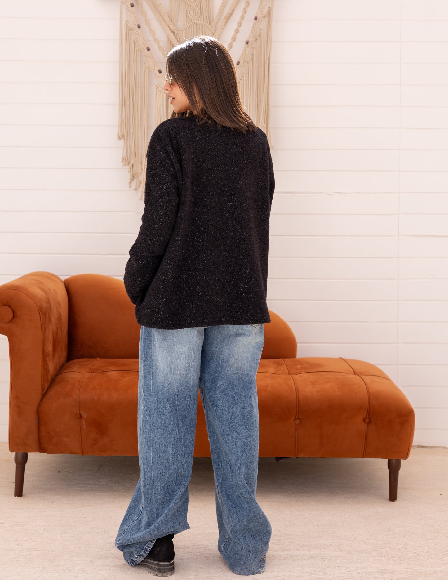 Shimmered knitted cross top in black