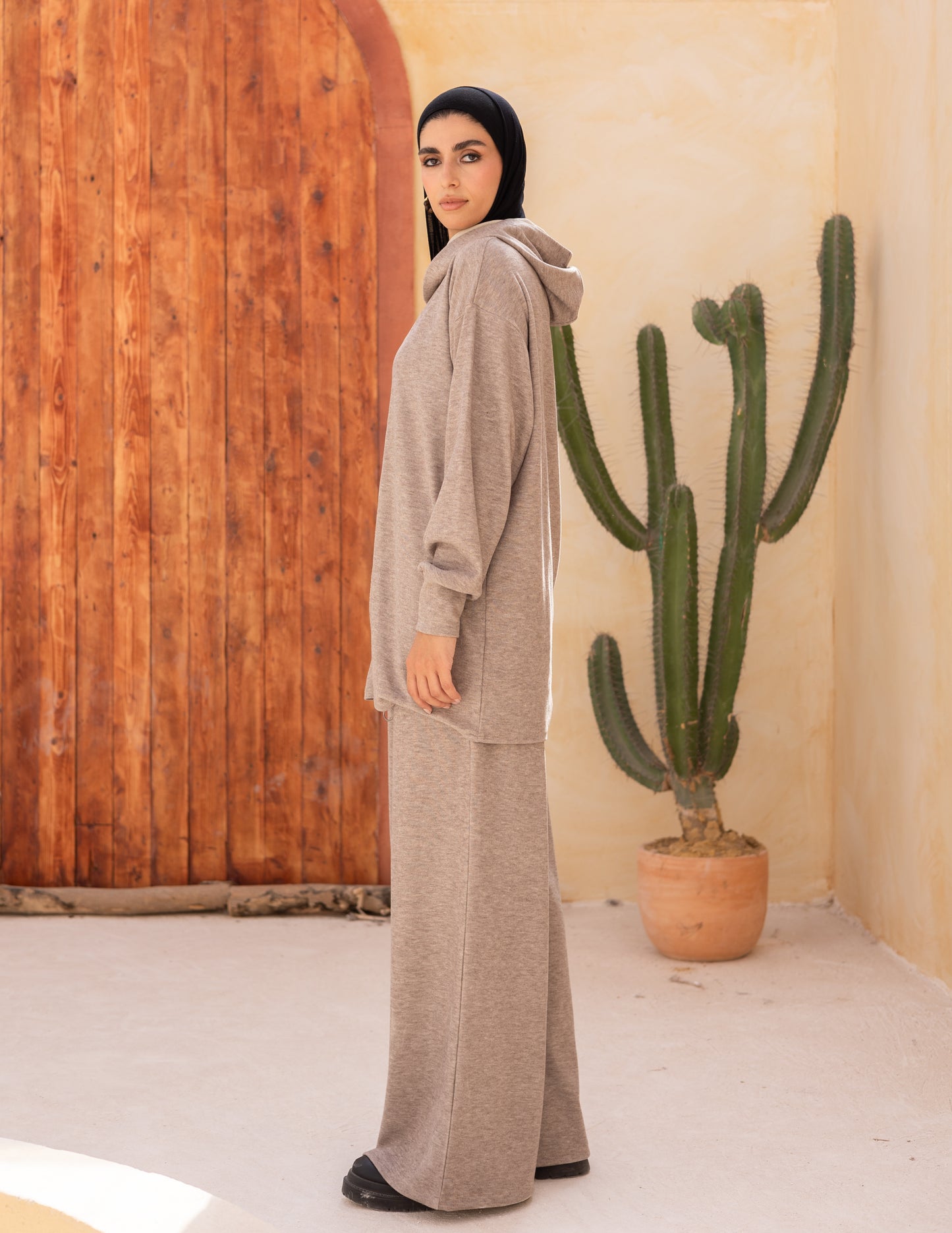 Knitted set in Grayish