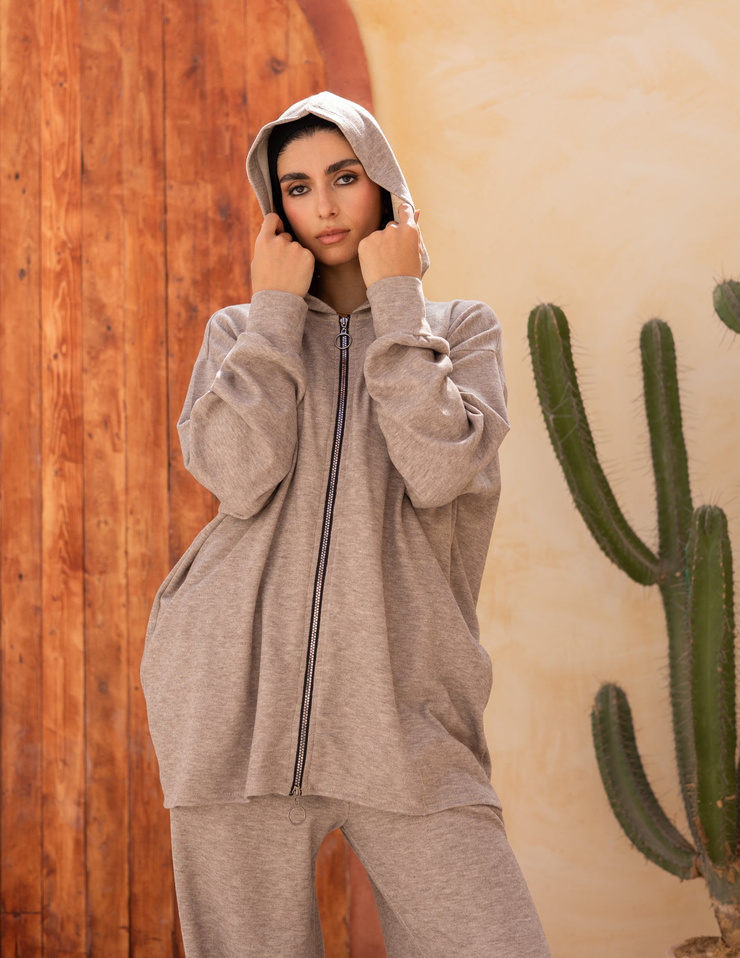 Knitted set in Grayish