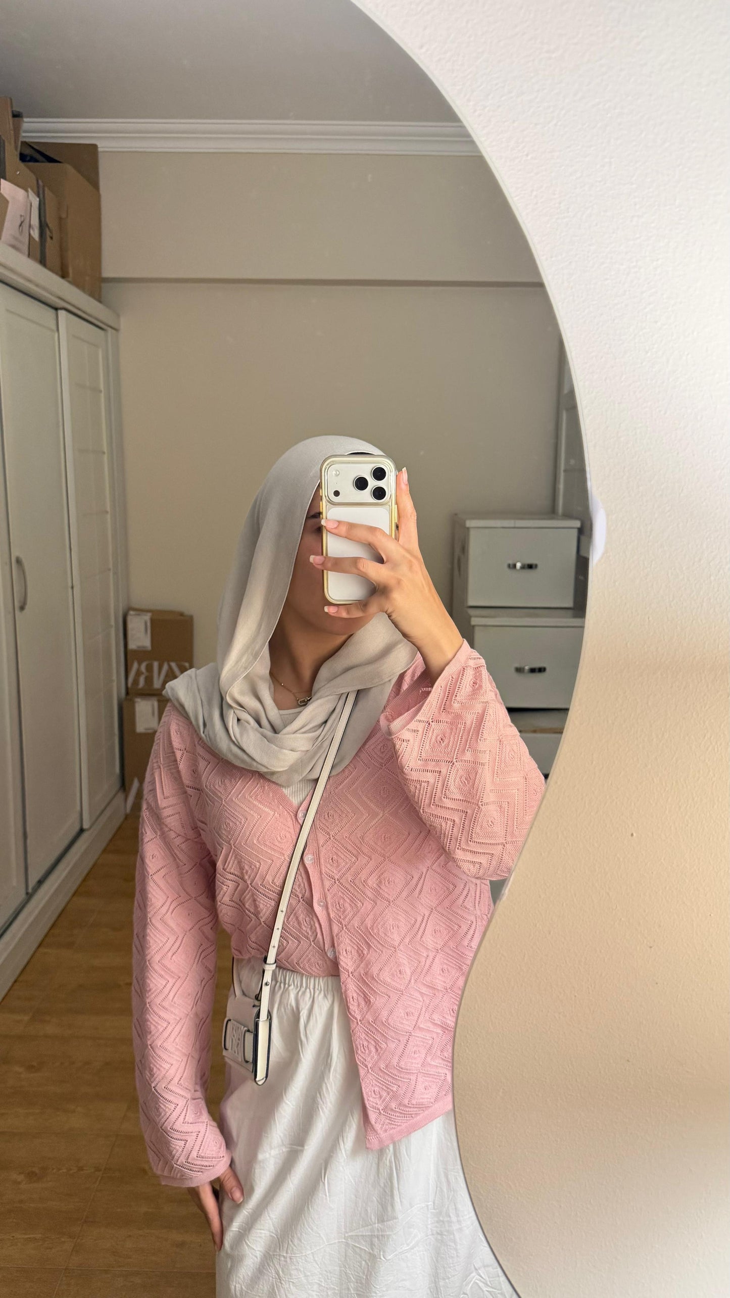 CozyButton Crochet cardigan in pink