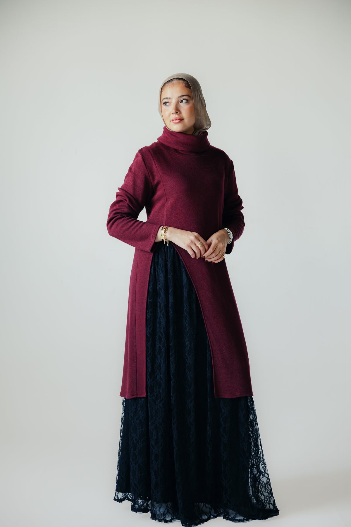 Aura Open-Hem Knit top in Burgundy