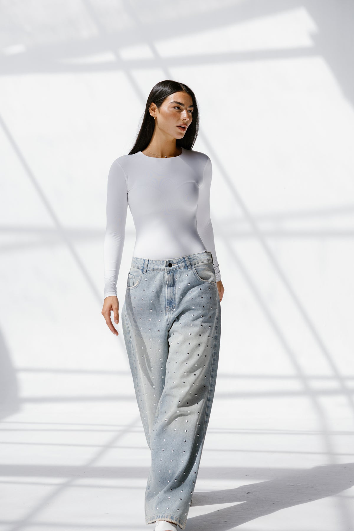 Twist Wide- leg denim pants Studs