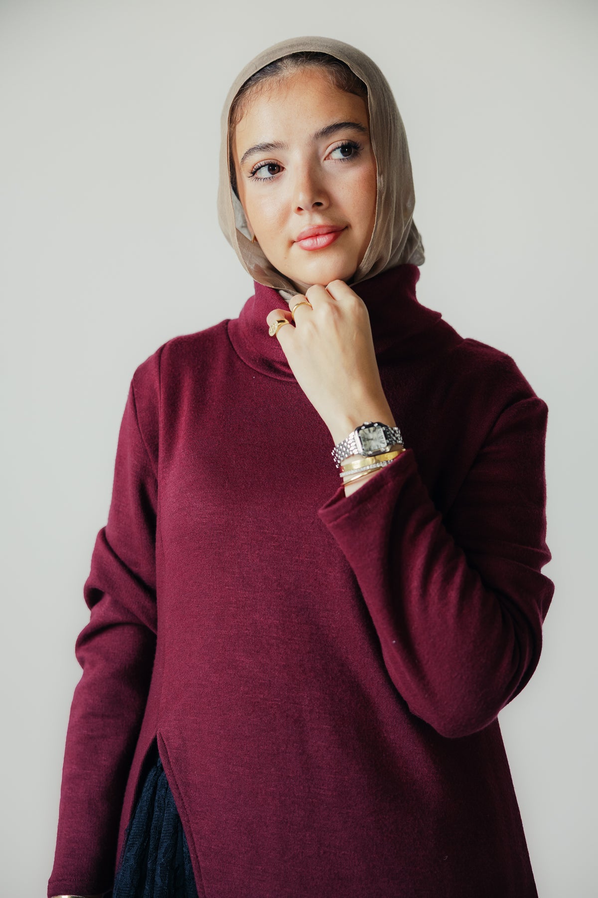 Aura Open-Hem Knit top in Burgundy