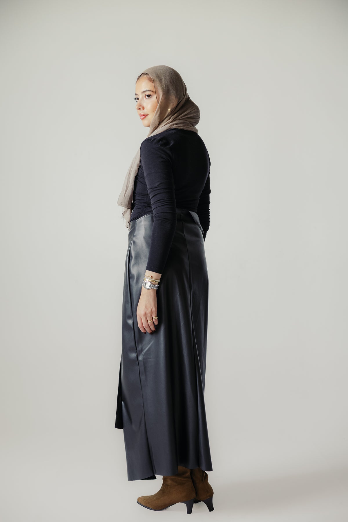 Asymmetrical leather skirt in Black
