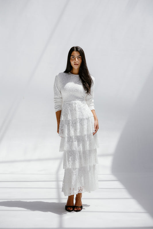 Ly ly lace dress in White fully lined