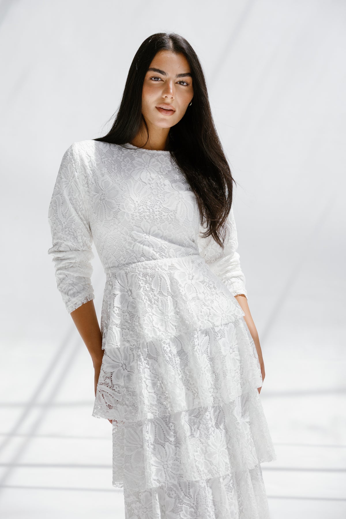 Ly ly lace dress in White fully lined