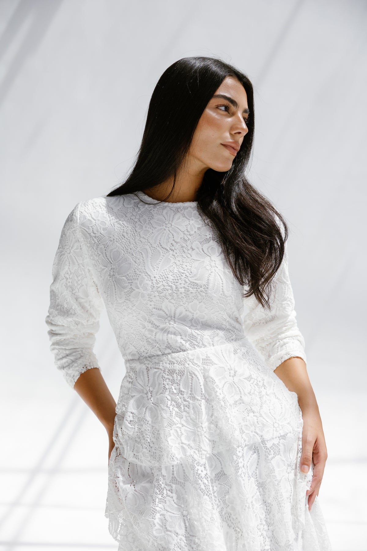 Ly ly lace dress in White fully lined