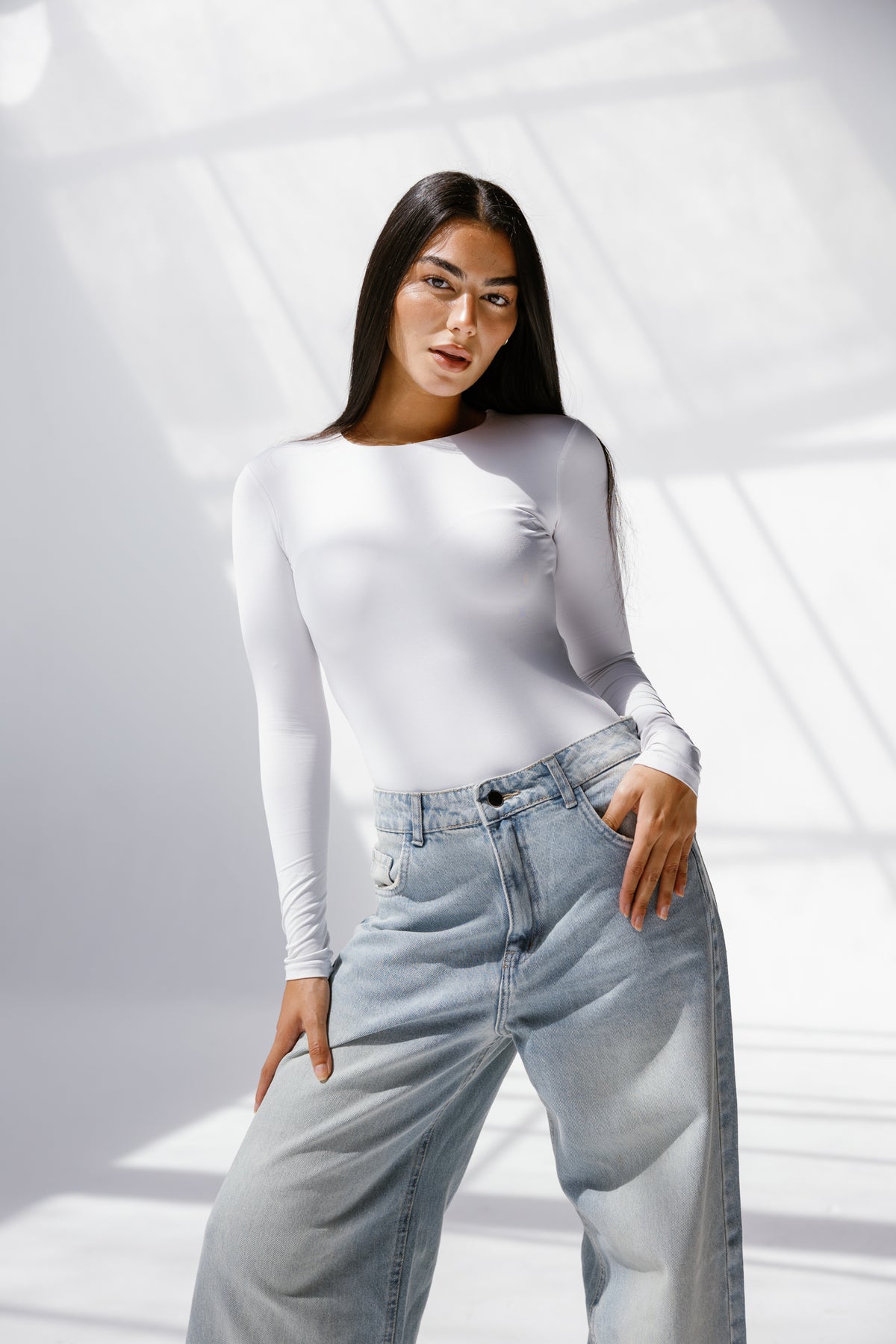 Twist Wide- leg denim pants plain