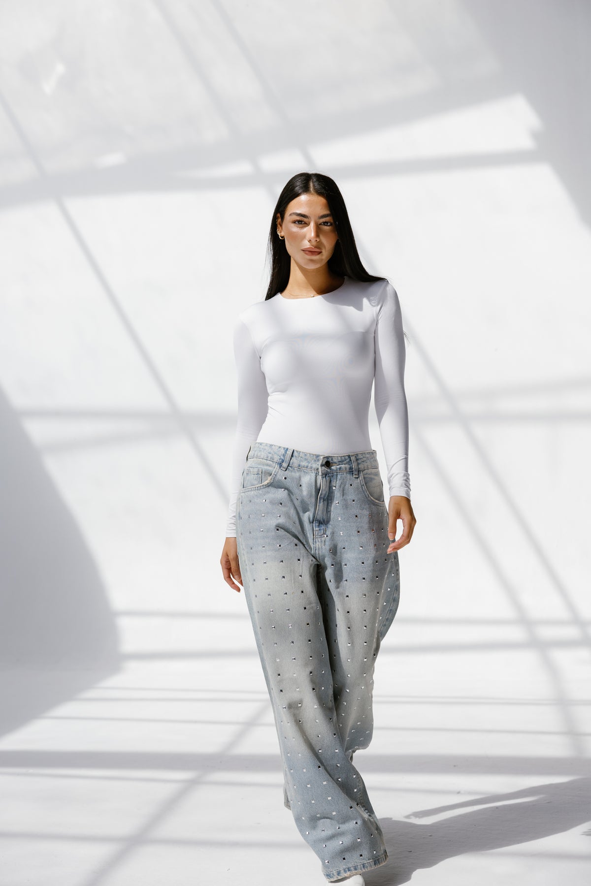 Twist Wide- leg denim pants Studs